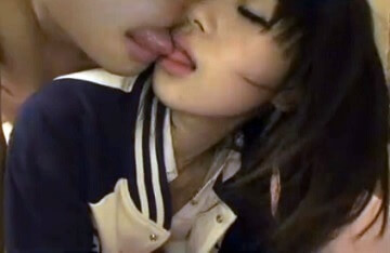 ボーイズチックなスタジャンが可愛いＪＫとラブホで着ハメ