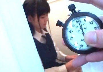 時間を止めてドール状態になった女子校生をパコる男の淫行記録