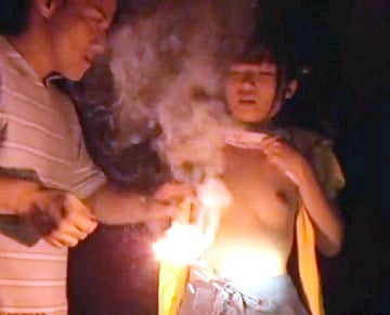 夏休み中に田舎の叔父さんと初エッチをして〇女から大人になる姪っ子