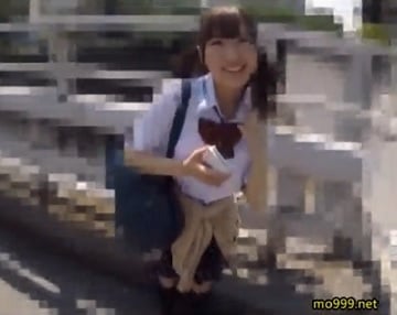 予約2週待ちの人気JKリフレ嬢を店外に誘いHシーンをメガネ型カメラで○撮