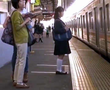 徹底的に焦らす寸止め痴漢の手口で制服〇女に眠っていた痴女心が覚醒！