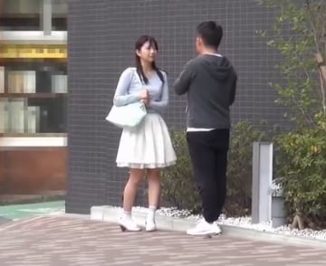 街で声をかけた美人女子大生にメガチン黒人男性の悩みを聞いてもらった結果ｗ